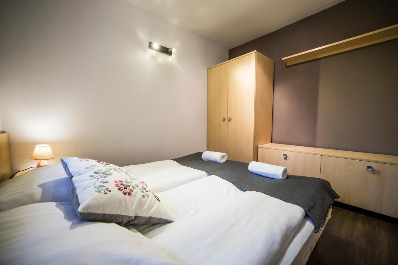 Udanypobyt Apartamenty Przy Dolinach A I B コシチェリスコ エクステリア 写真
