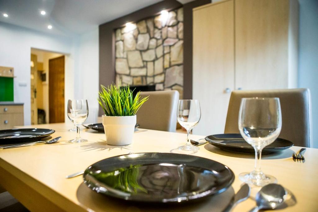 Udanypobyt Apartamenty Przy Dolinach A I B コシチェリスコ エクステリア 写真