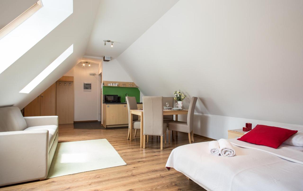 Udanypobyt Apartamenty Przy Dolinach A I B コシチェリスコ エクステリア 写真