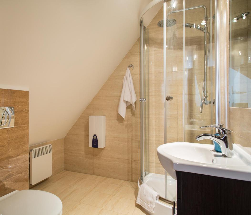 Udanypobyt Apartamenty Przy Dolinach A I B コシチェリスコ エクステリア 写真